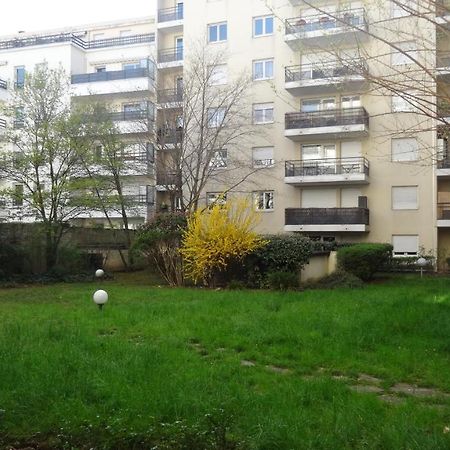 Appart T2 Standing Tout Confort Au Calme - Parking En Option 里昂 外观 照片